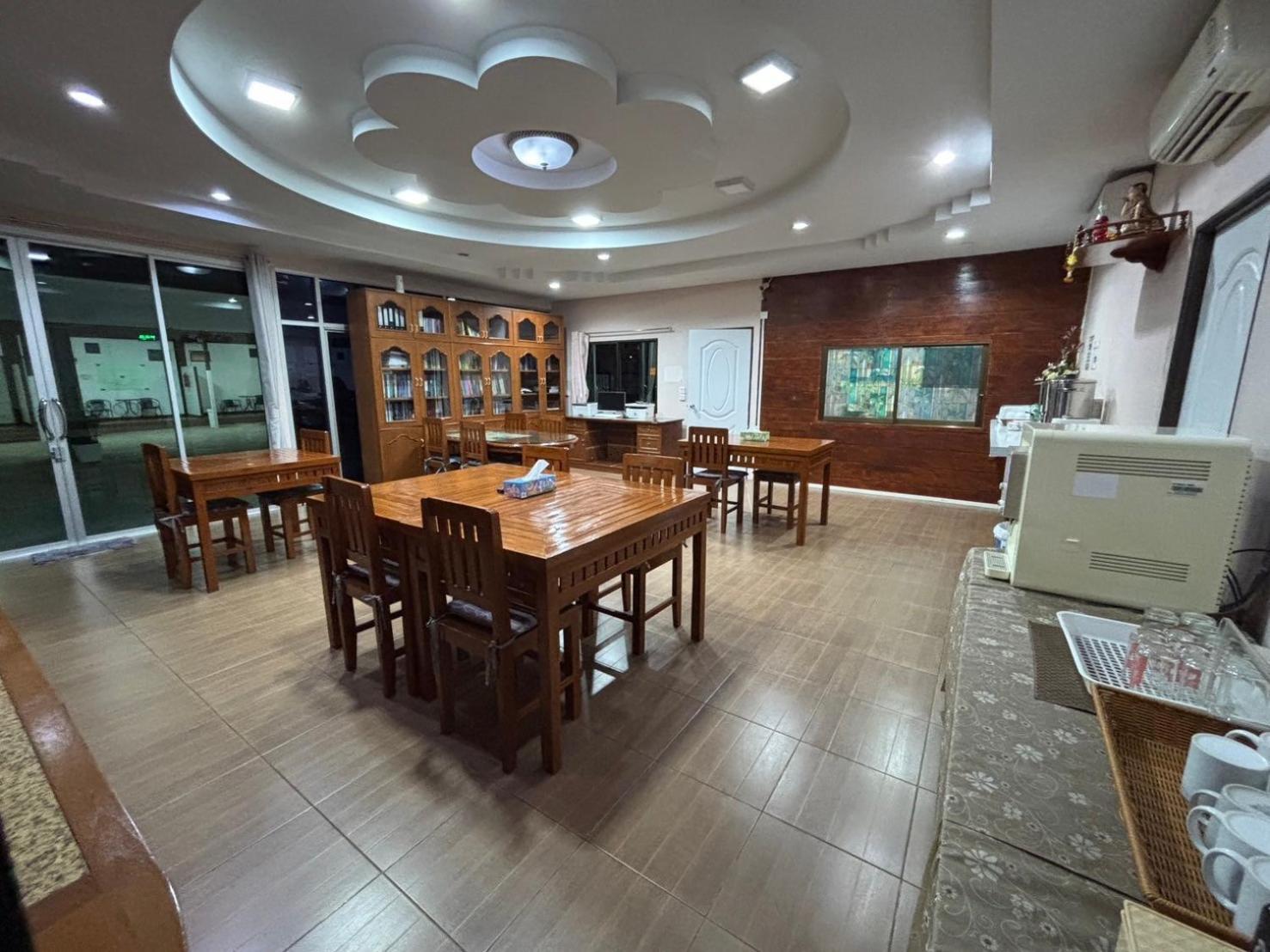 Garden Place Phetchabun Exteriör bild