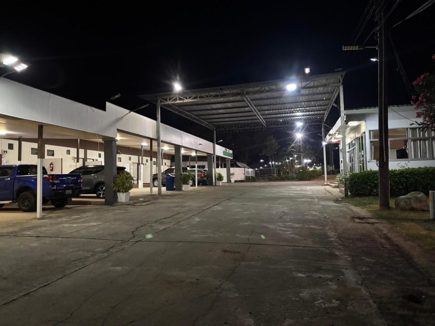 Garden Place Phetchabun Exteriör bild