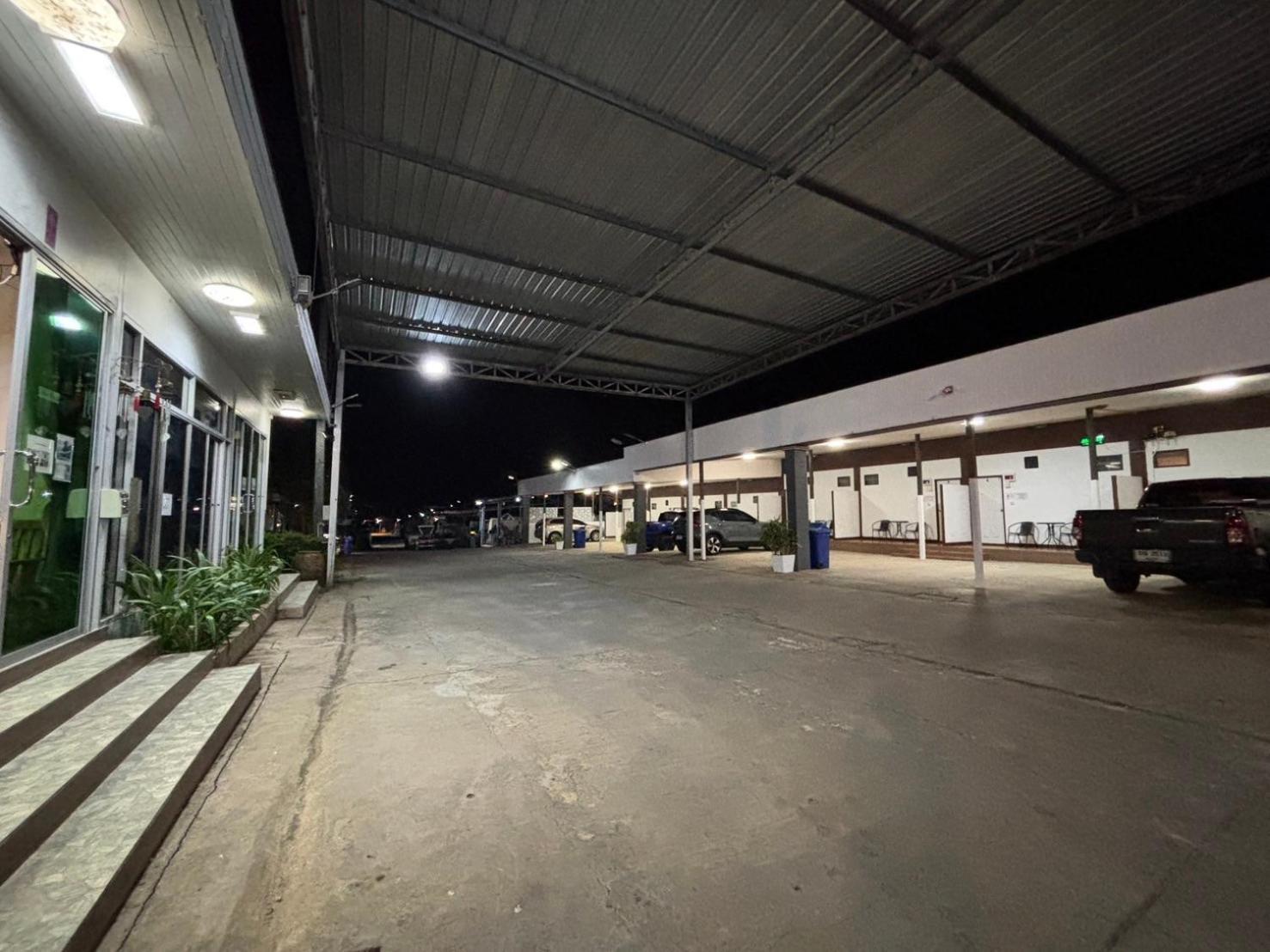 Garden Place Phetchabun Exteriör bild