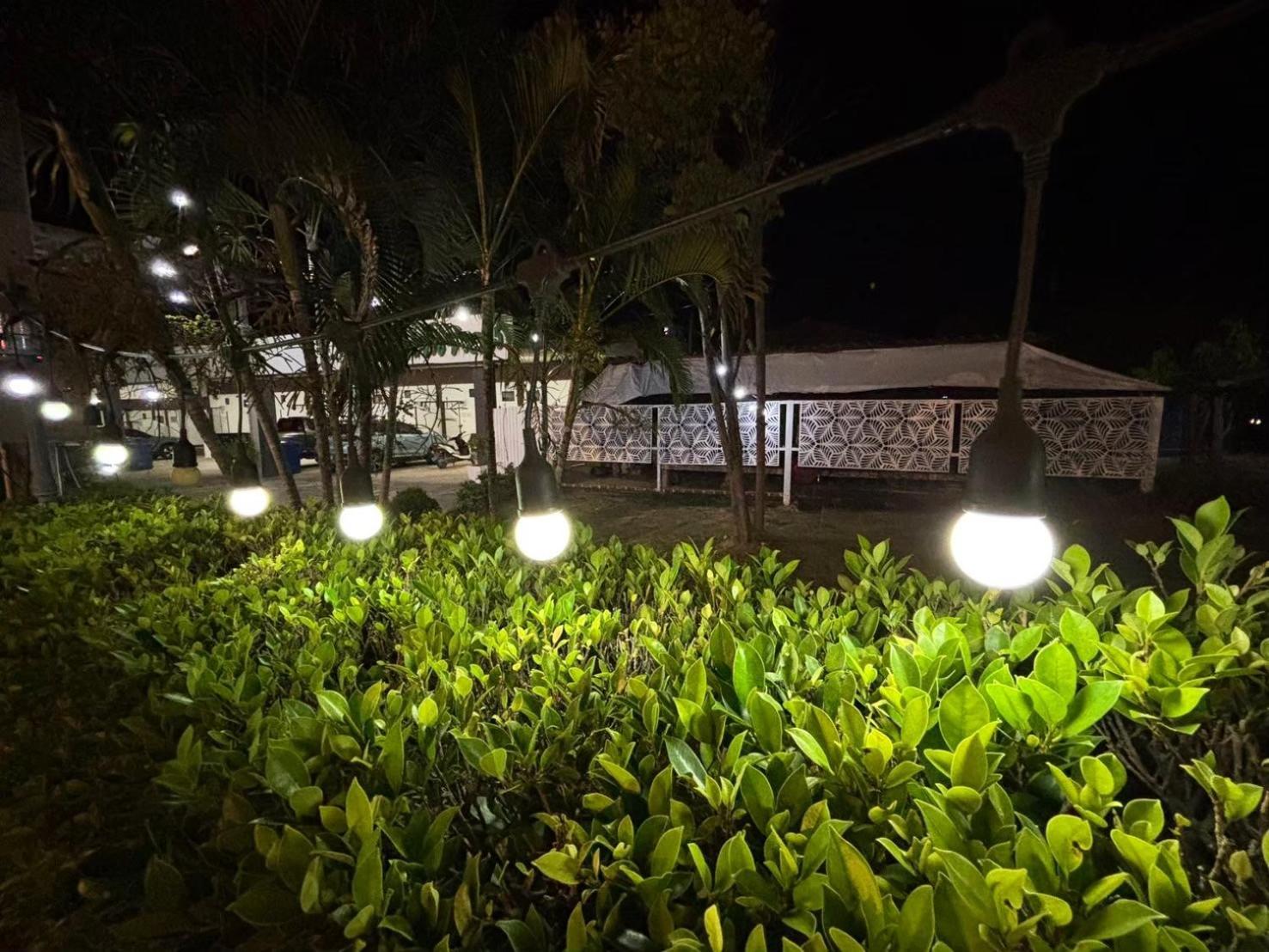 Garden Place Phetchabun Exteriör bild