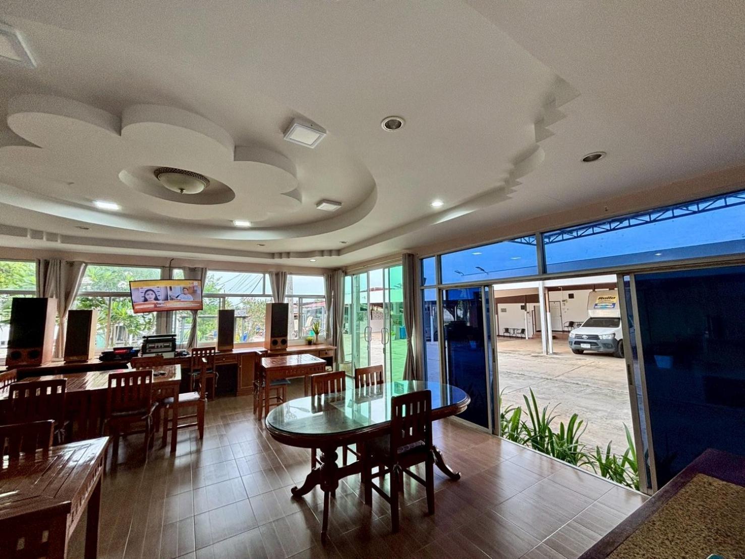 Garden Place Phetchabun Exteriör bild